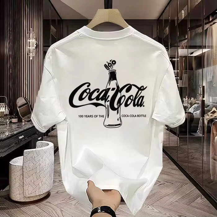 Red Classic Soda Logo Trendy S - Streetwear Brand Red Logo recension och pris