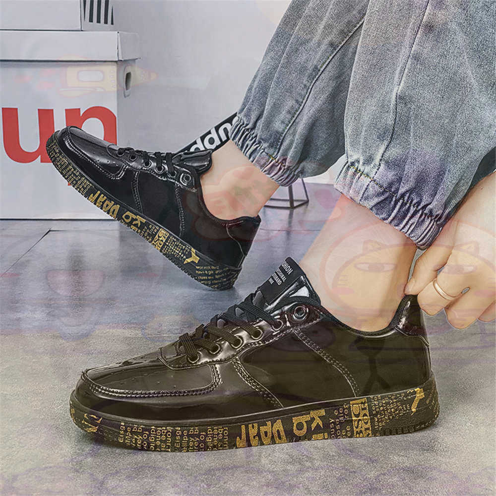 Round Foot Size 45 Sneakers Wh - Streetwear Brand From China recension och pris